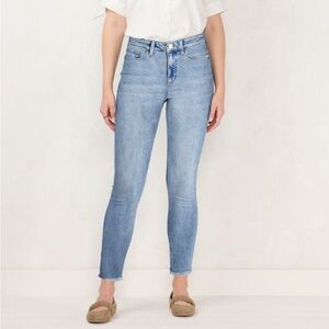LC Lauren Conrad Ankle Crop Jeans Women’s 16 | Blue Stretch Denim | Flattering